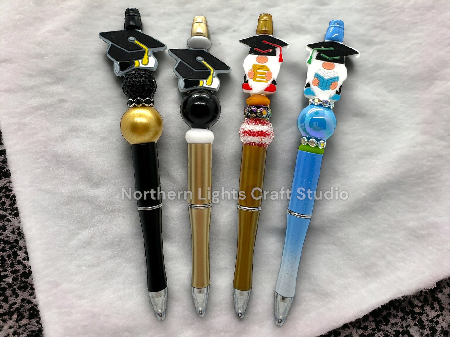 Graduation Pen, Gift for Graduates, Beaded Graduation Pen, Graduation Cap Beaded Pen