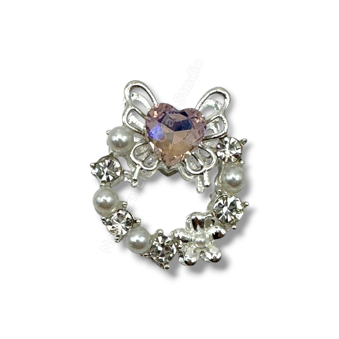 Metal Heart Round Wreath Bead - 1 pc.