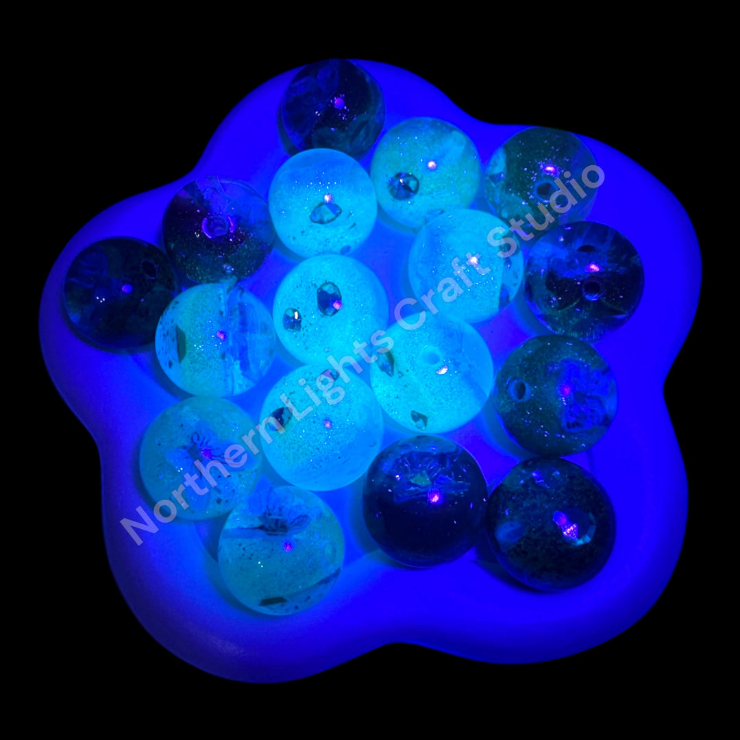 Glitter UV Coated Premium Resin Luminous 16mm Beads With Metal Butterfly Charm Inside -20pc.