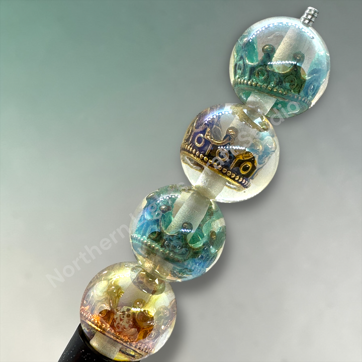 Crown UV Luxury 16mm Resin Bead Mix -20 Pieces