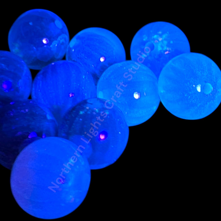 Starburst Premium Glitter Luminous 16mm Beads -10pc.