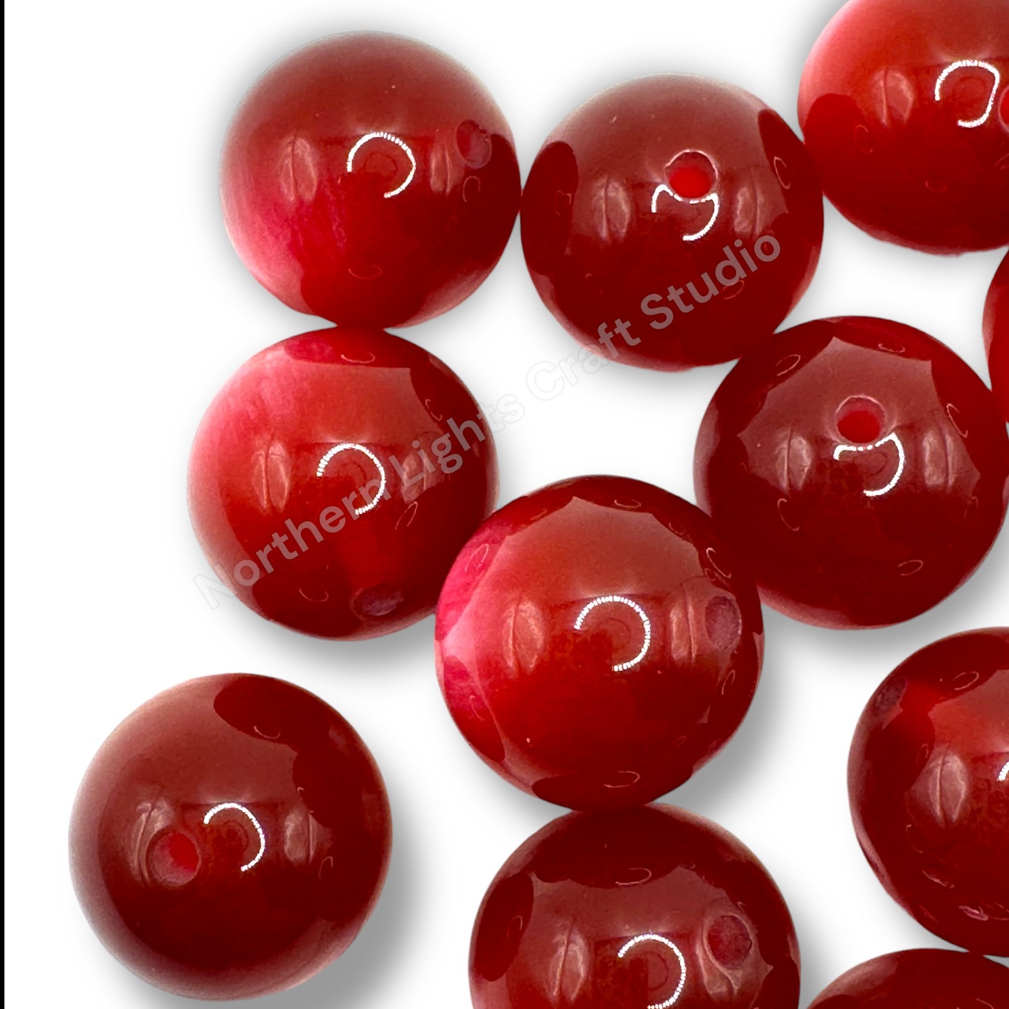 Red Cat Eye Shiny 20mm Beads -10 pc.