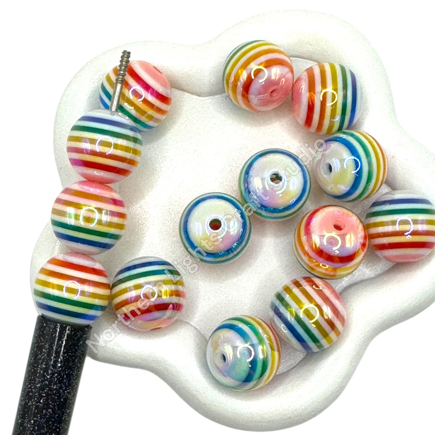 Rainbow UV 16mm. Beads - 20pc.