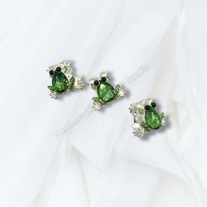 Metal Alloy Crystal Frog Bead