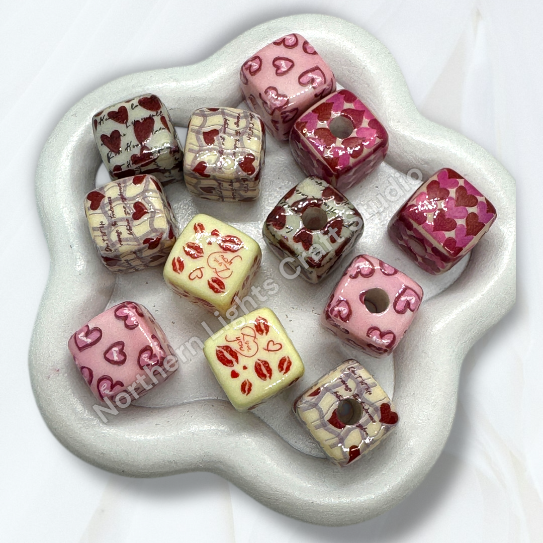 Printed Heart Pattern 14mm Cube Beads-10pc.