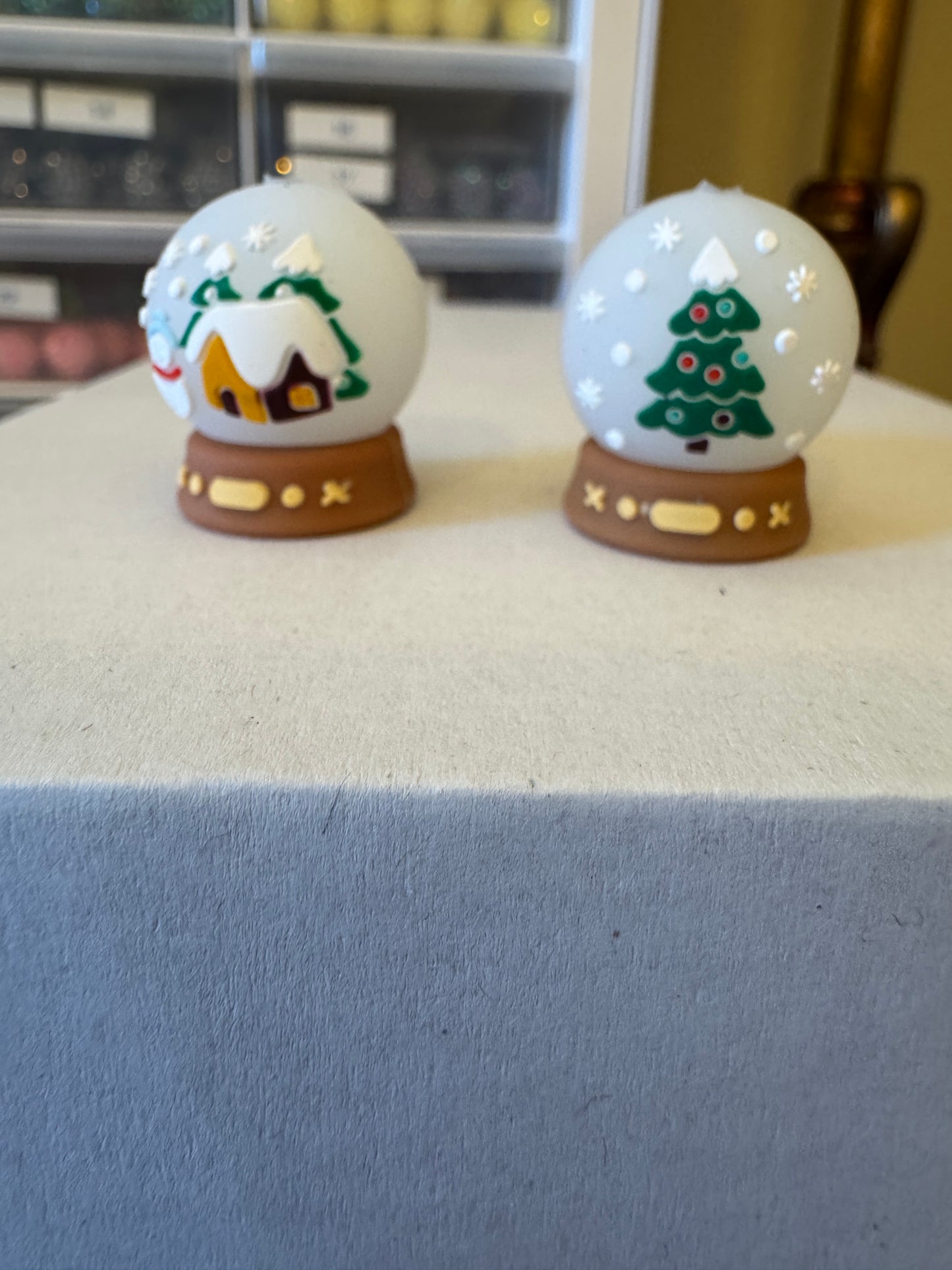 3D Christmas Snowglobe Silicone Focal Bead