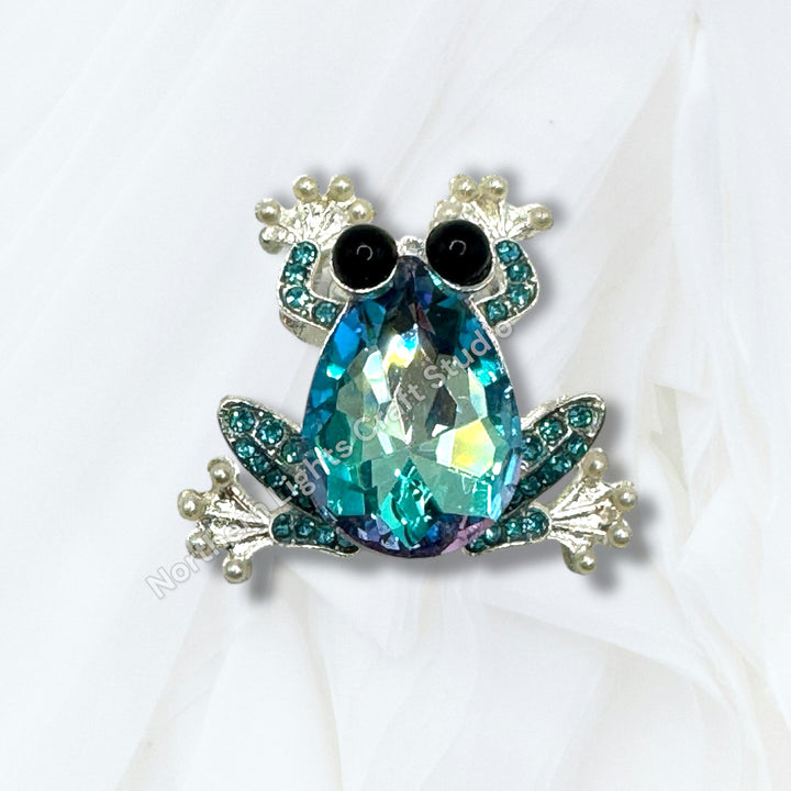 Metal Alloy Crystal Frog Bead