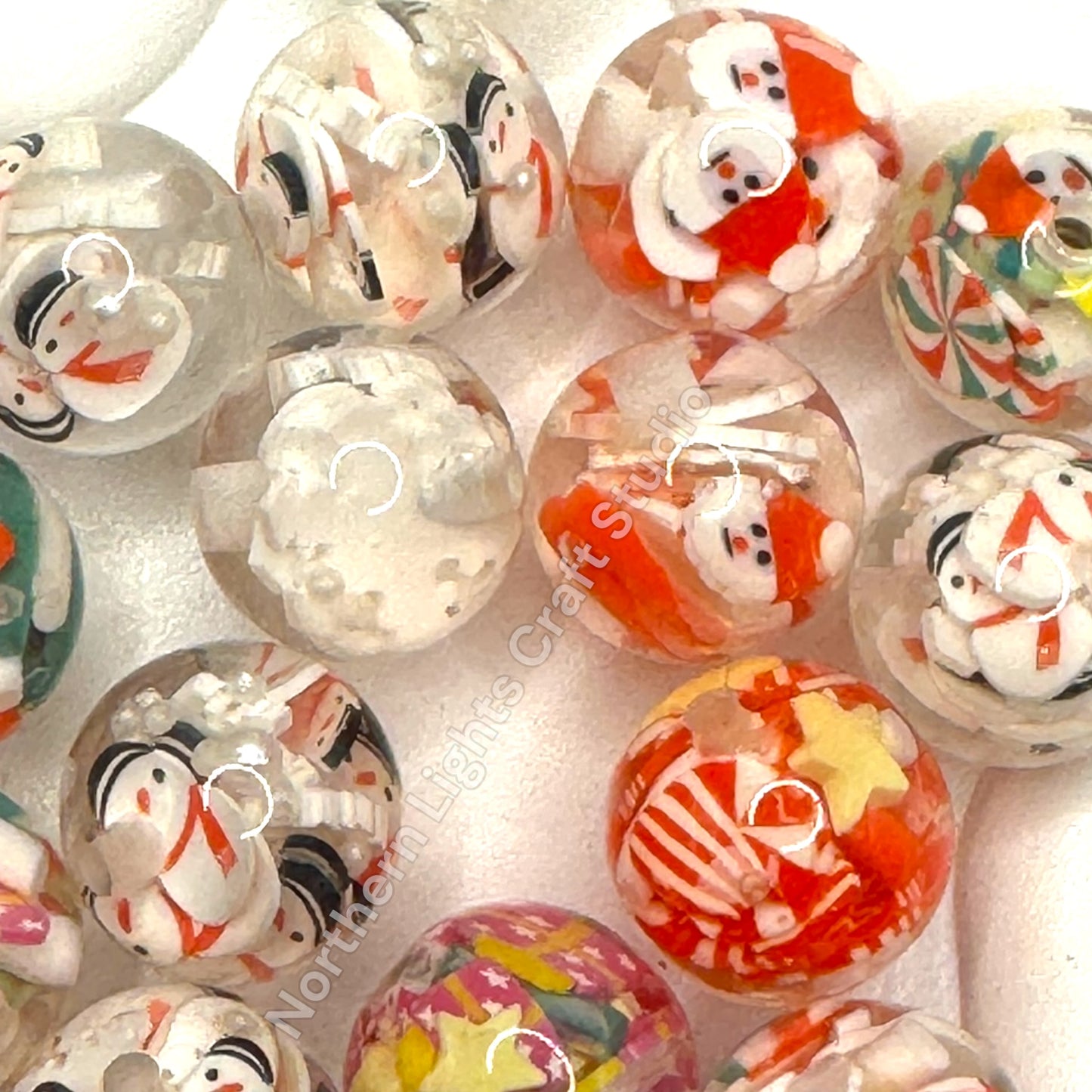 16mm Christmas Acrylic Printed Mix - 10 pc.