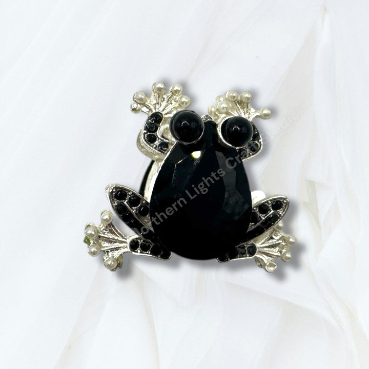 Metal Alloy Crystal Frog Bead