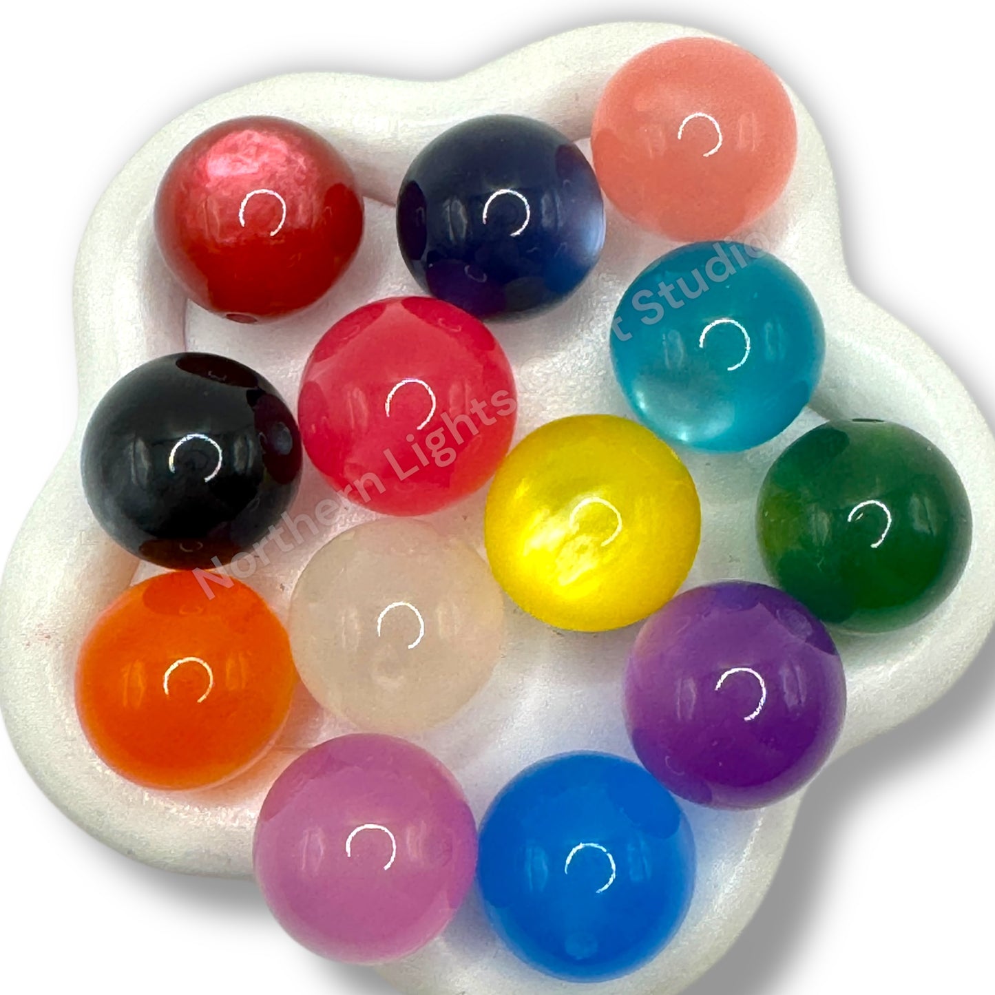 Green Cat Eye Shiny 20mm Beads -10pc.