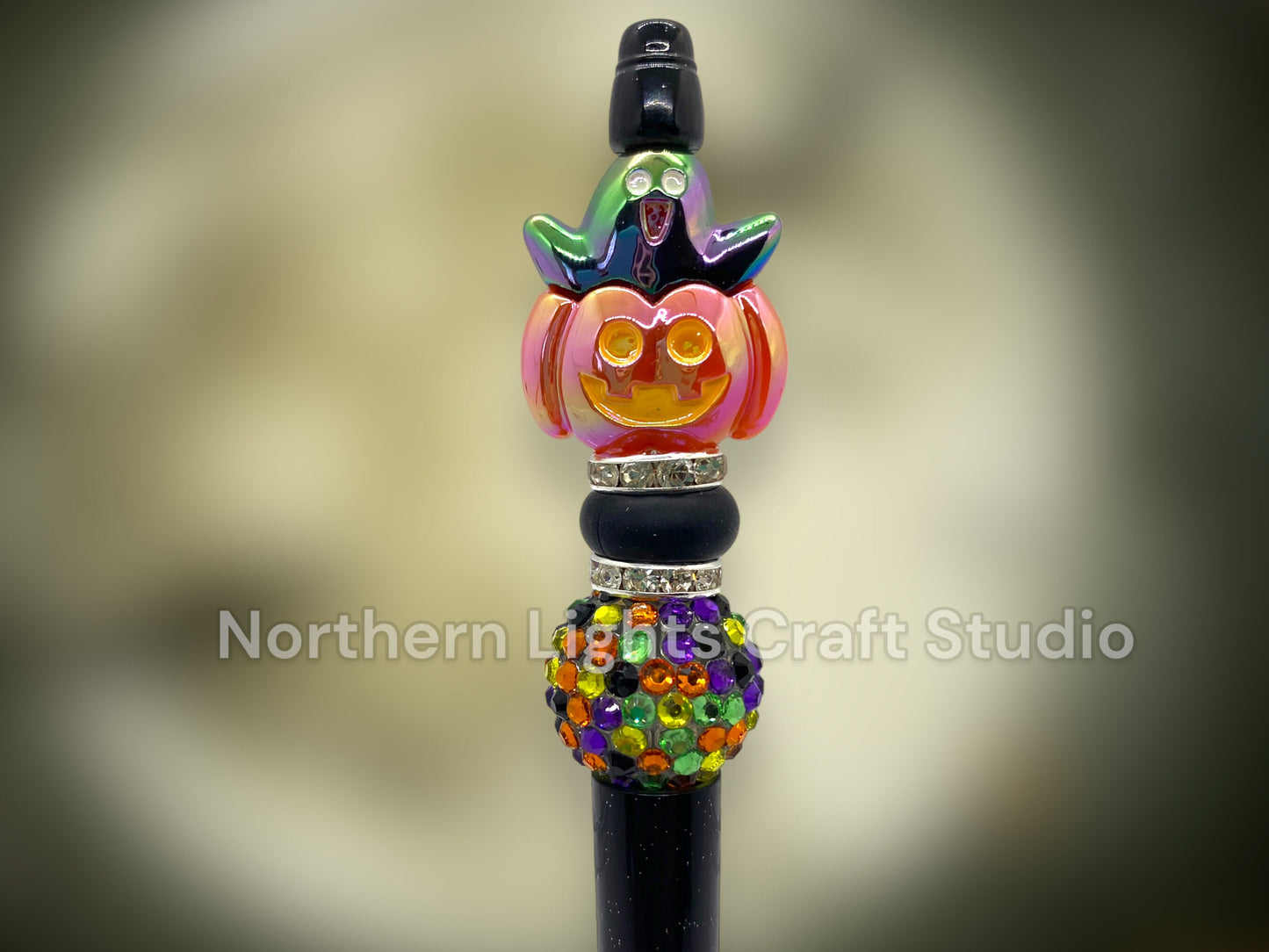 Handmade Halloween Bead Pens, Beaded Halloween Pens, Halloween Bead Pens, Pumpkin Cat Pen, Bling Halloween Pens, Handmade Halloween Beads