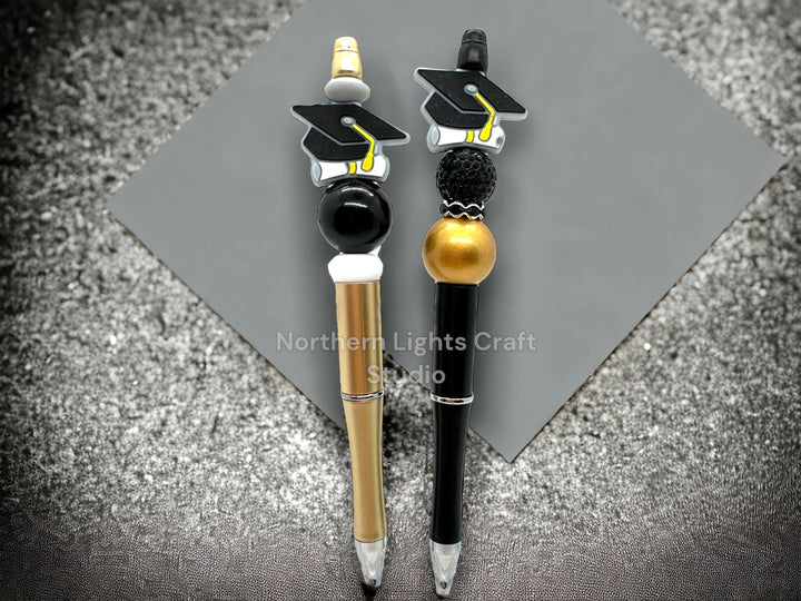 Graduation Pen, Gift for Graduates, Beaded Graduation Pen, Graduation Cap Beaded Pen