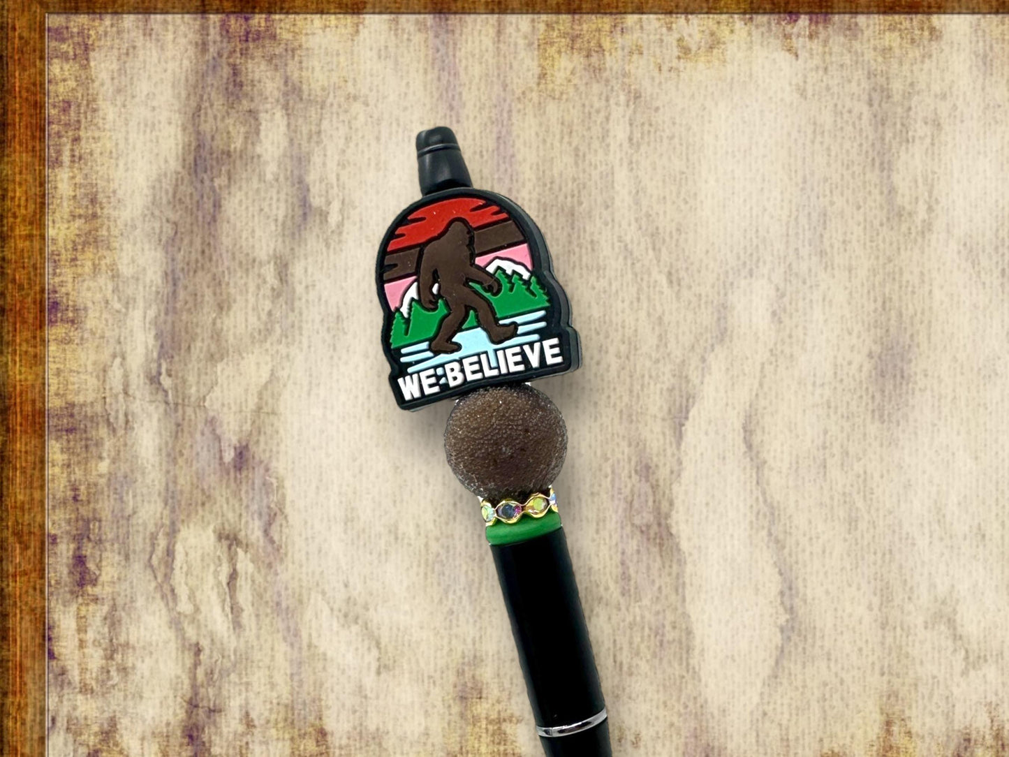 Handmade Bigfoot Beaded Pen, We Believe Cryptid Pen, We Believe Bigfoot Pen, Bigfoot In The Woods Pen