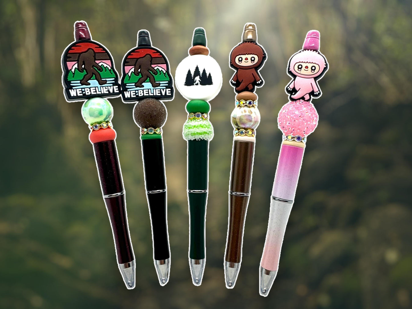 Handmade Bigfoot Beaded Pen, We Believe Cryptid Pen, We Believe Bigfoot Pen, Bigfoot In The Woods Pen