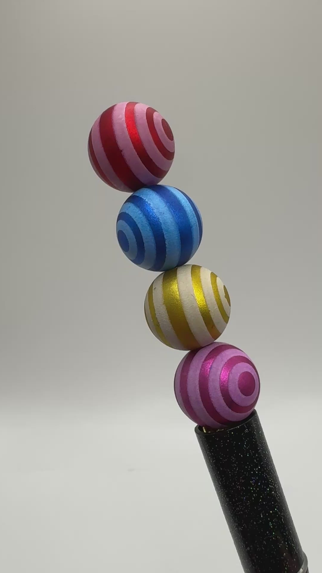 Frosted Swirl Beads -16mm - 20pc.